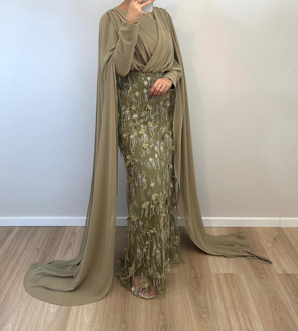 Elegantes Maxikleid mit Stickerei