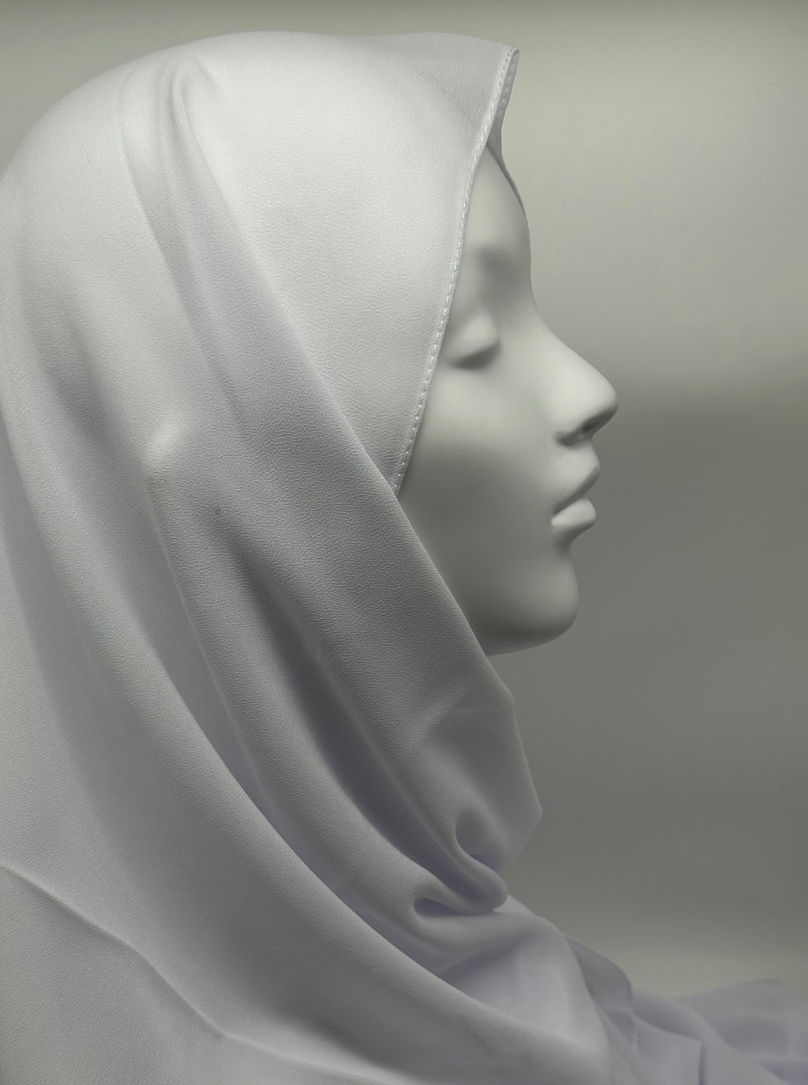 Z1 White Hijab
