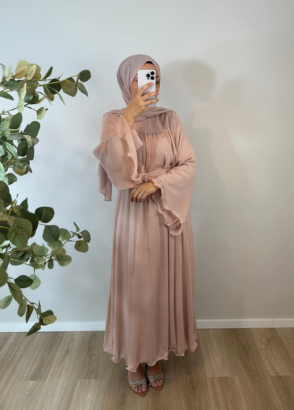Puder Maxikleid mit Volantärmeln