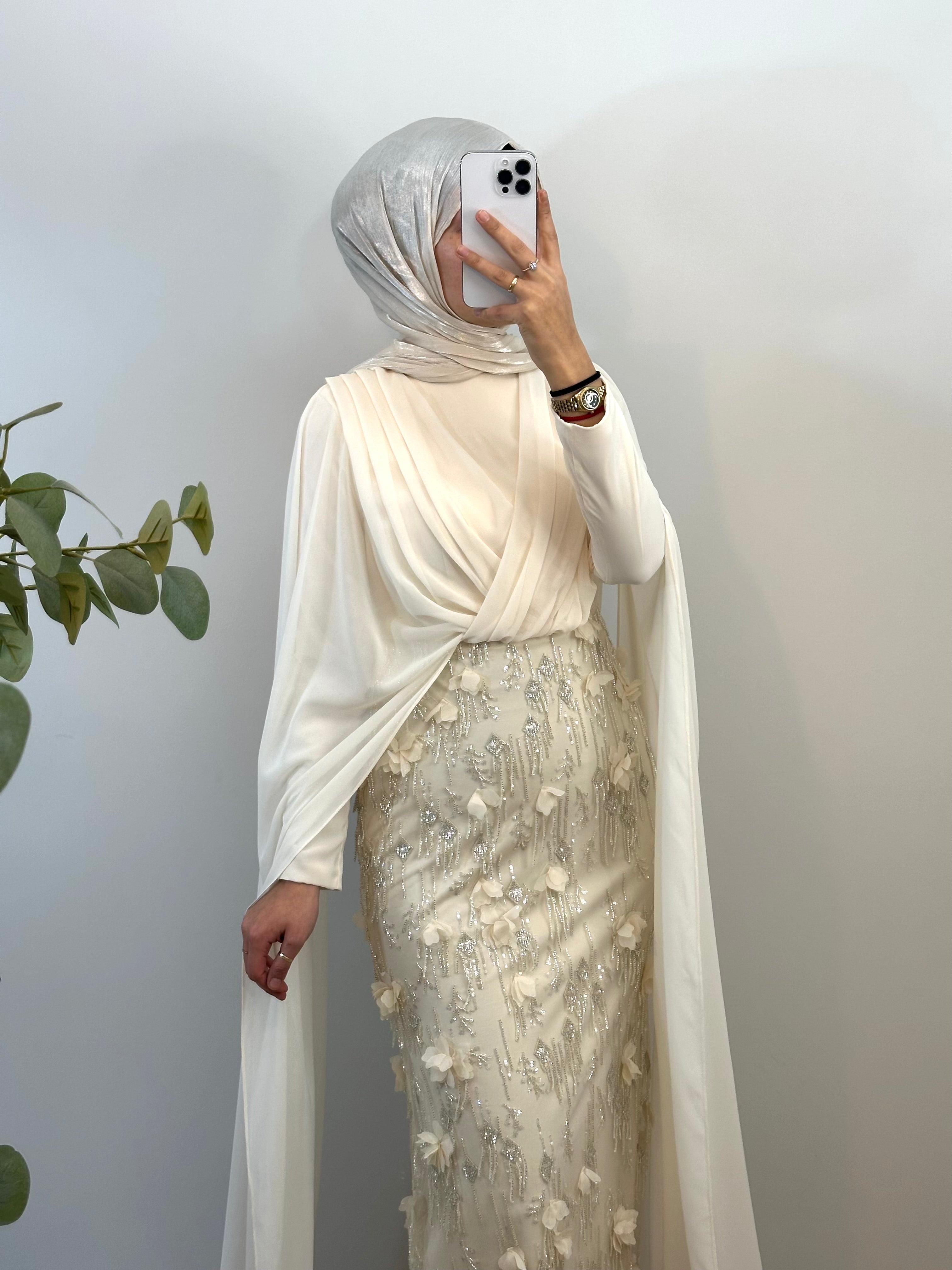Elegantes Maxikleid mit Stickerei