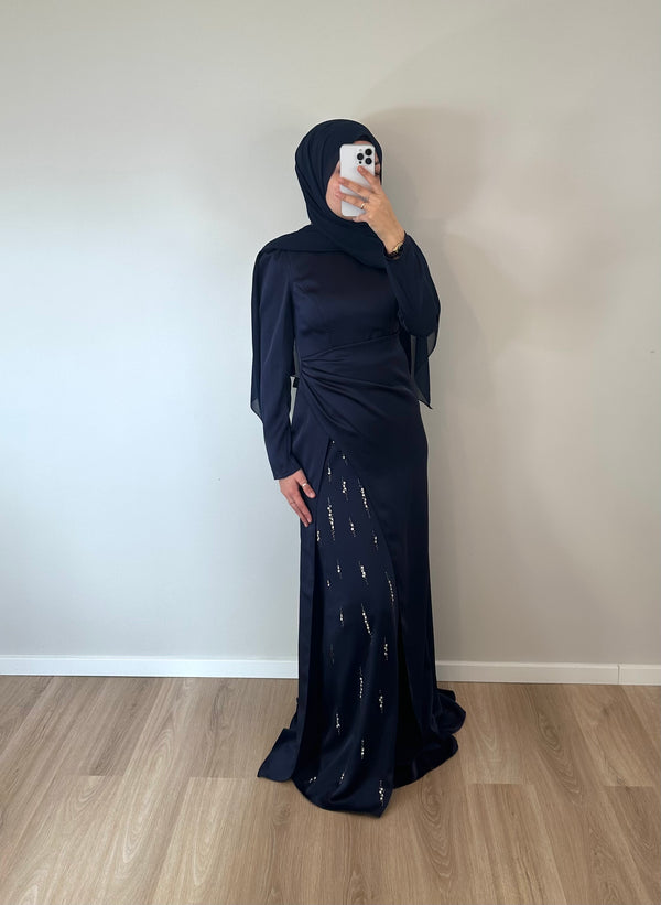 Dunkelblaues Kleid mit Strass