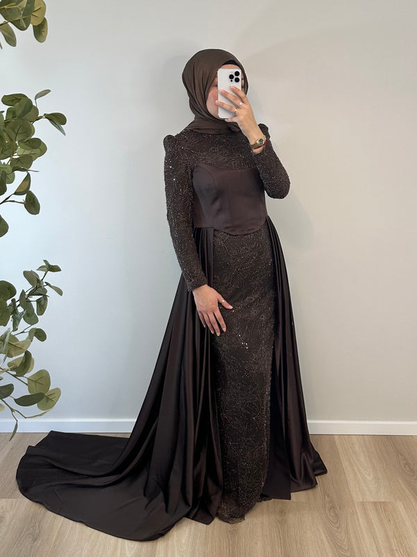 ELEGANTES ABENDKLEID MIT KORSAGE & SPITZE
