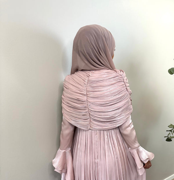 Abendkleid mit Flederärmel